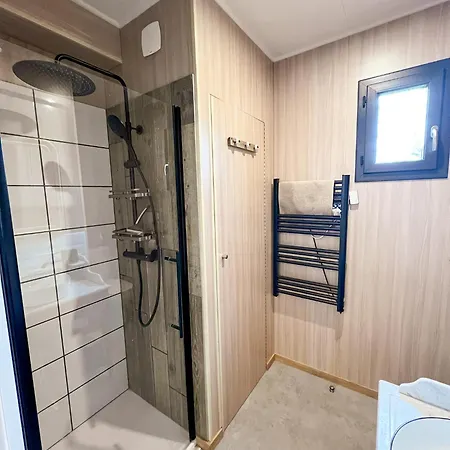 Prázdninový dům Domaine Construction Bois Sur Pilotis Dans Chenaie Proche Ocean